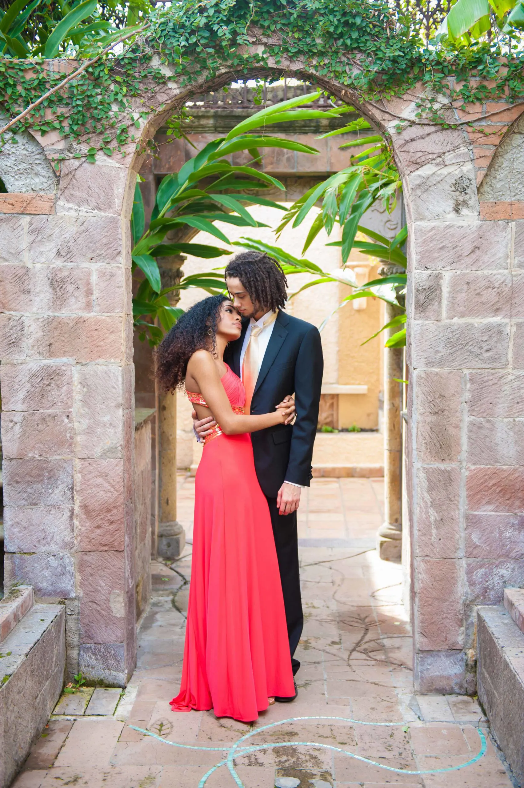 engagement photos in las velas wedding venue