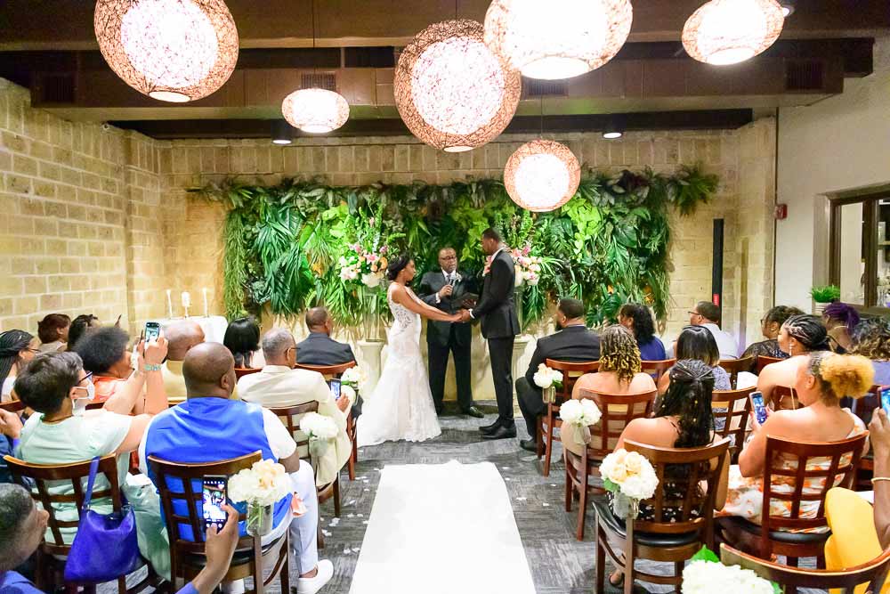micro wedding ceremony held at AVENIDA BRAZIL restaurant in Houston, Texas