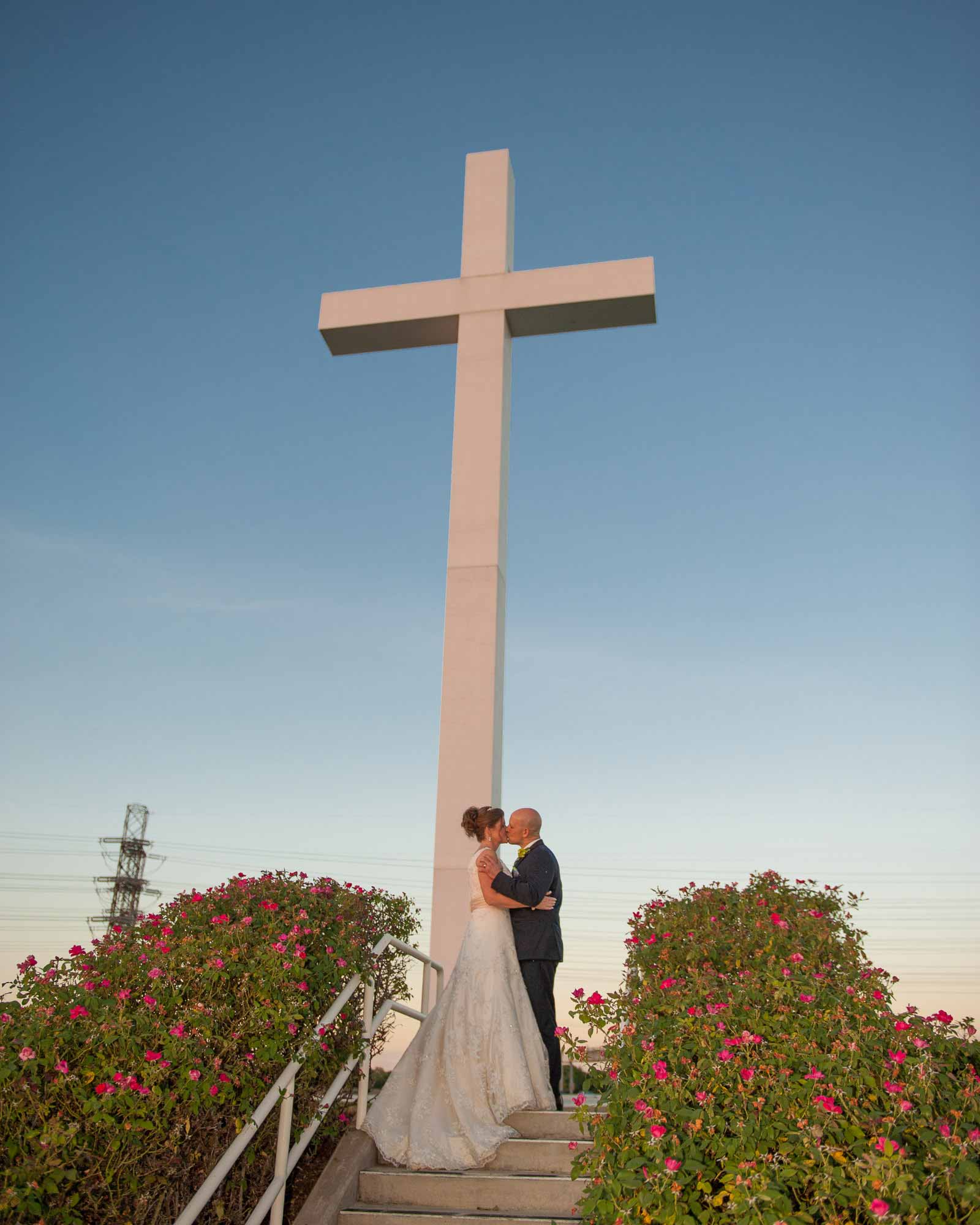 Sagemont Church Cross wedding pictures