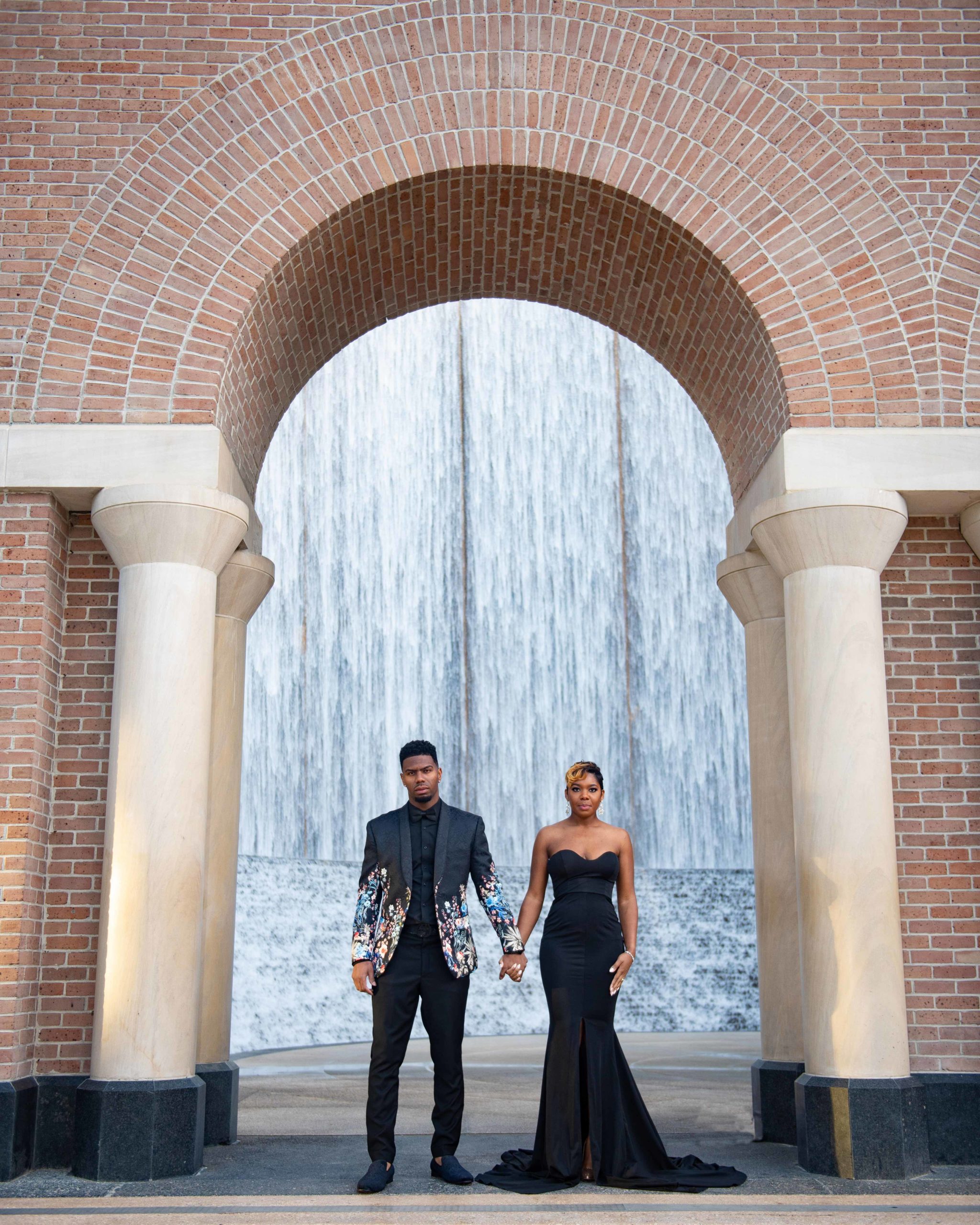 engagement photos at the waterwall